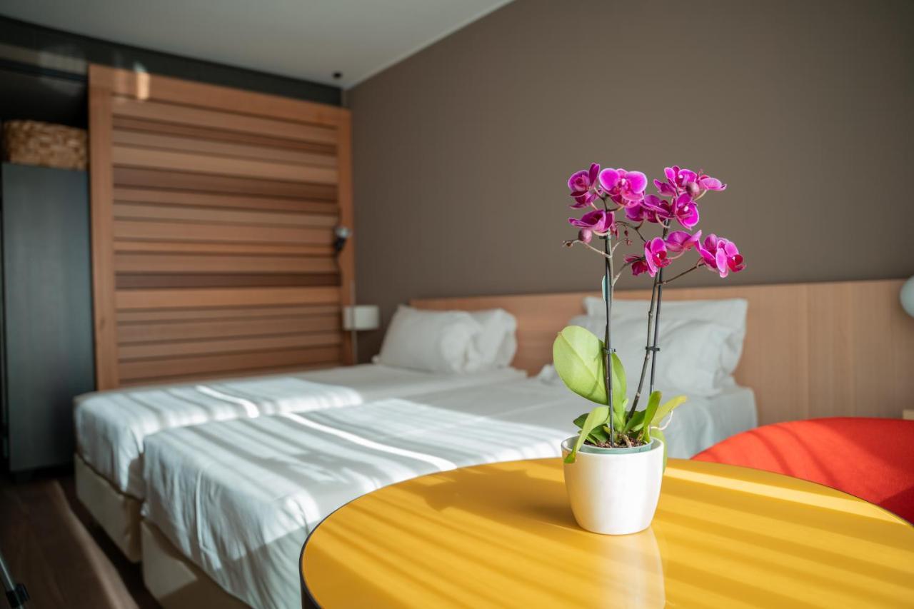 Comfort Double or Twin Room Spa Access,1397662325:JPEG